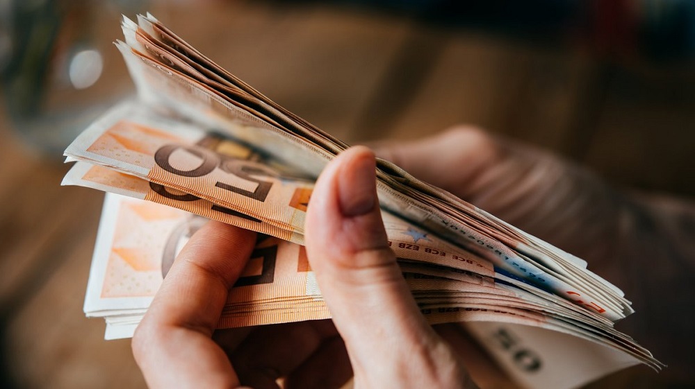 Spanja nder vendet me pagen minimale me te larte, 65 per qind rritje nga 2016
